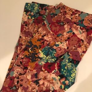 TC lularoe blush floral leggings. Worn once.
